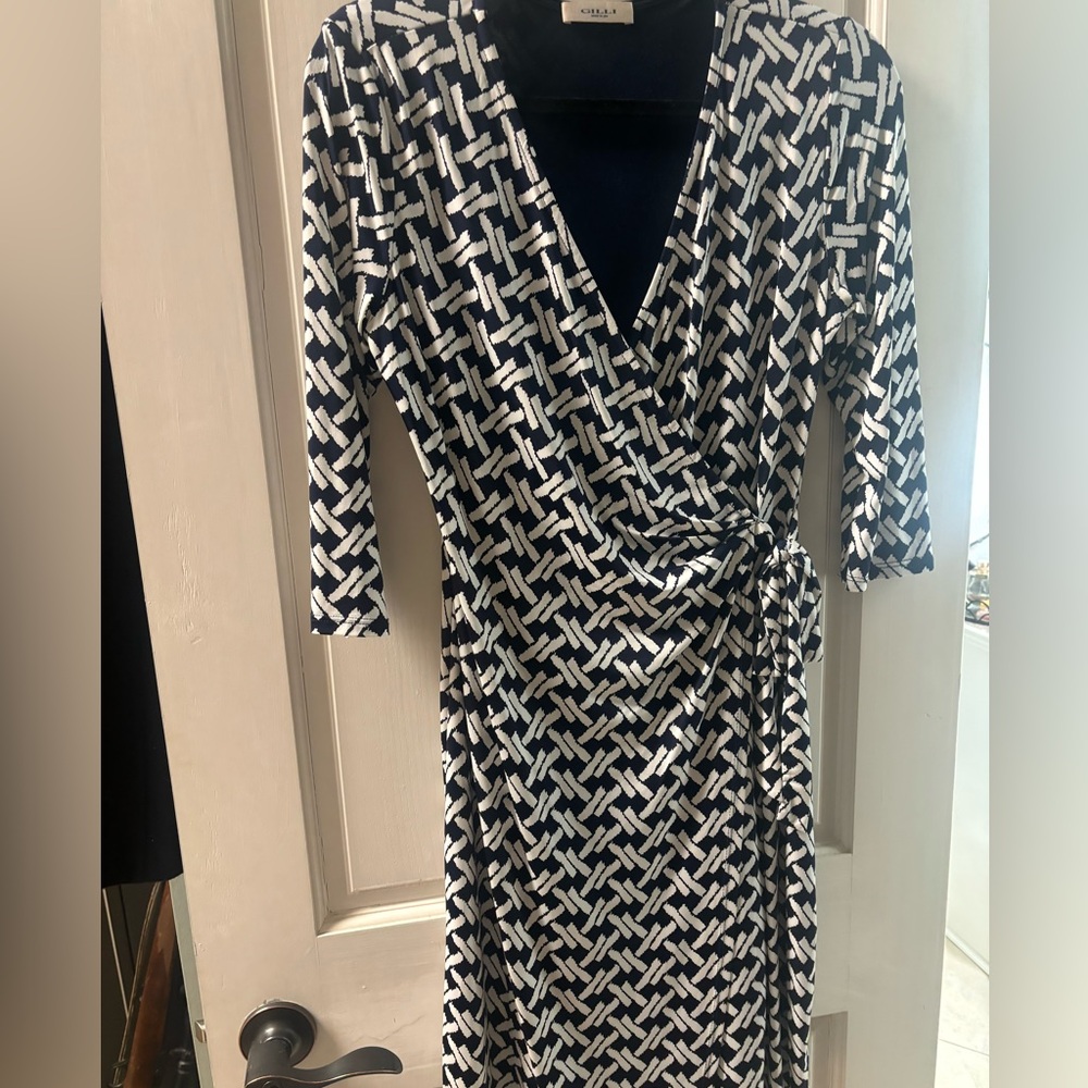 Gilli Navy Blue & White Print 3/4 Sleeve Faux Wrap Midi Dress M